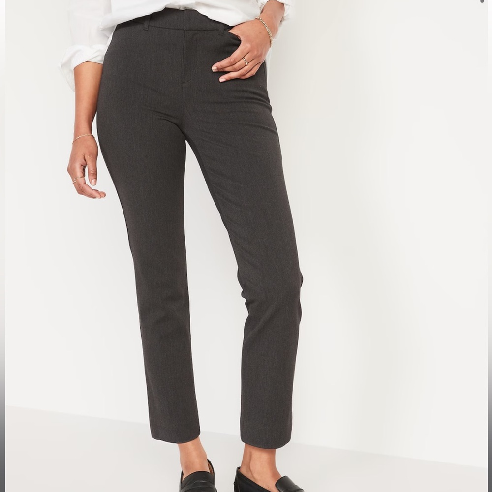 Old Navy high rise pixie pants in gray